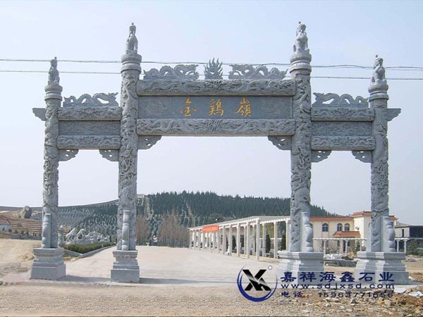 双龙三门石雕牌坊