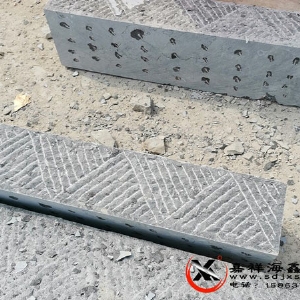 手工錾道面